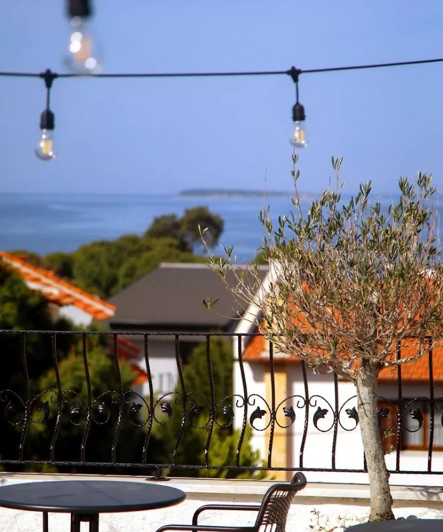 Huzurla otel İzmir 0*,  Türkiye